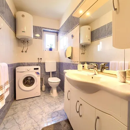 Noel Appartement Krk Town